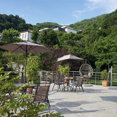 Nira Hotel Гонио Экстерьер фото